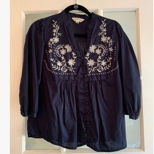 Blue shirt - white floral details